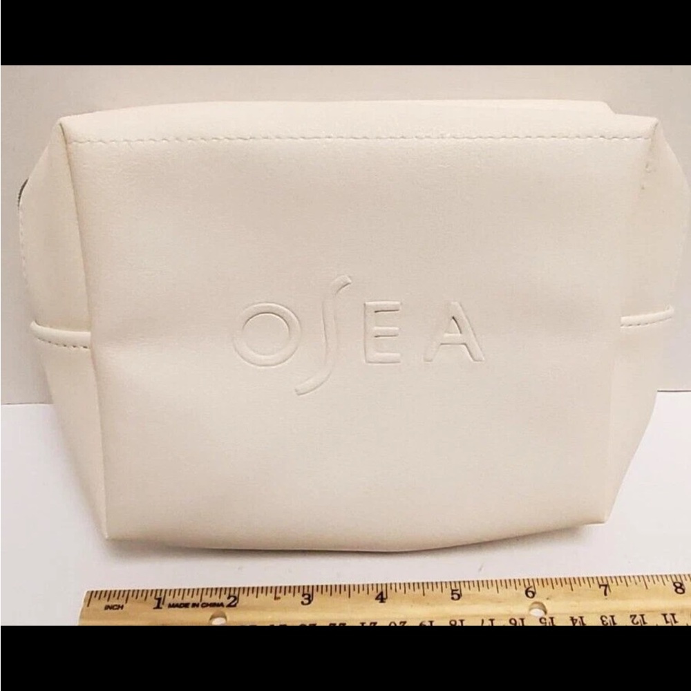 OSEA White Logo Faux Leather
Makeup Cosmetic Toiletry Bag Travel